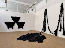 Logo und A Single Street, Foto Sadhyo | sadhyo  | Sadhyo Niederberger